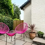 Stylish - Centre With Parking Space * Bowness-on-Windermere