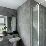 Apartment Stylish - Centre With Parking Space