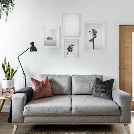 Stylish Flat - Centre With Parking 아파트 보우네스온윈더미어