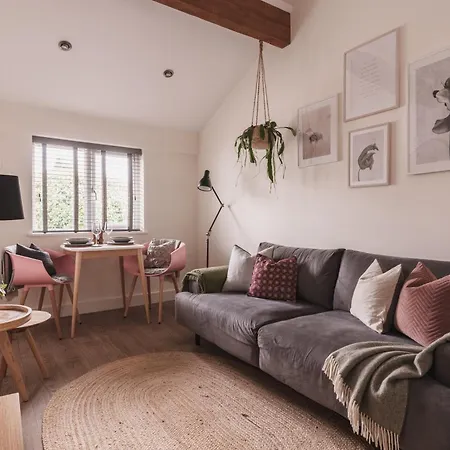 Stylish - Centre With Parking Space * Bowness-on-Windermere